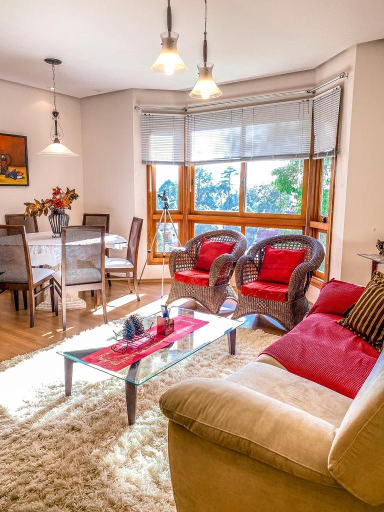 Апартаменти Apartamento Lago Negro Грамаду Екстер'єр фото